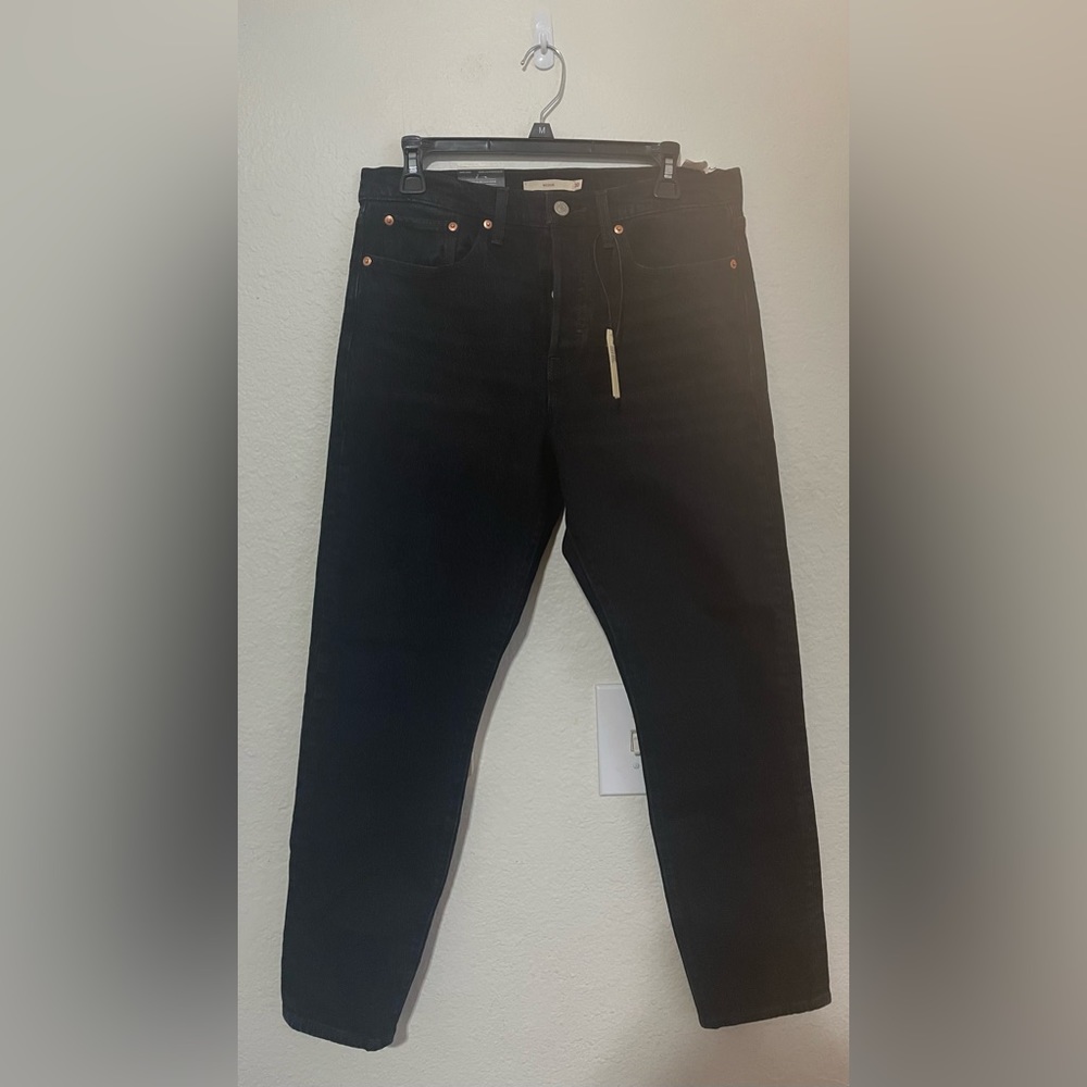 Levi’s size 30 Wedgie Jeans